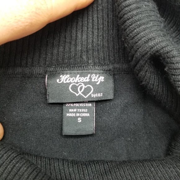 Hooked Up Sweater Womens Small Black Long Sleeve Turtleneck Rayon Blend - Picture 7 of 9